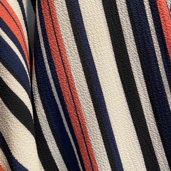 Aqua Striped Crop Top - Picture 4 of 4